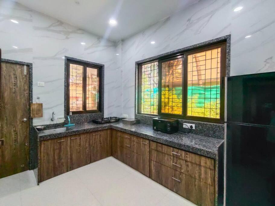 Gk Beach House 5Bhk Pvt Pool Villa มุมไบ ภายนอก รูปภาพ